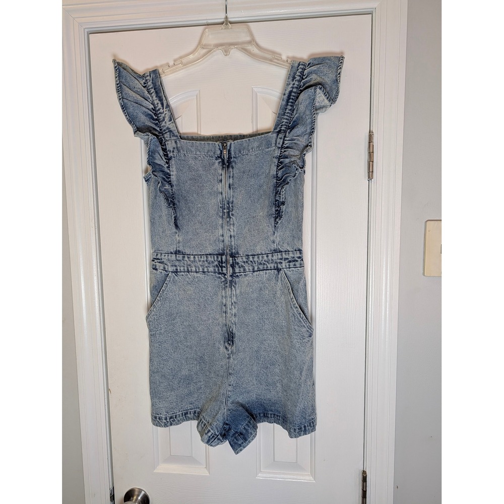 Vestique Ruffle Strap Denim Romper Light Acid Wash Square Neck Zip Front Small